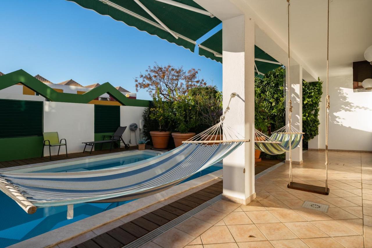 Holiday Villa In Elite Residential Area Of 파로 외부 사진