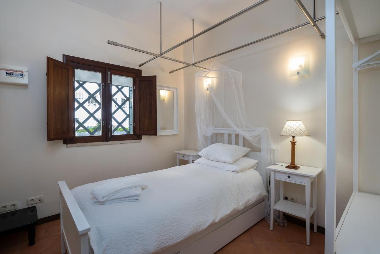 Holiday Villa In Elite Residential Area Of 파로 외부 사진