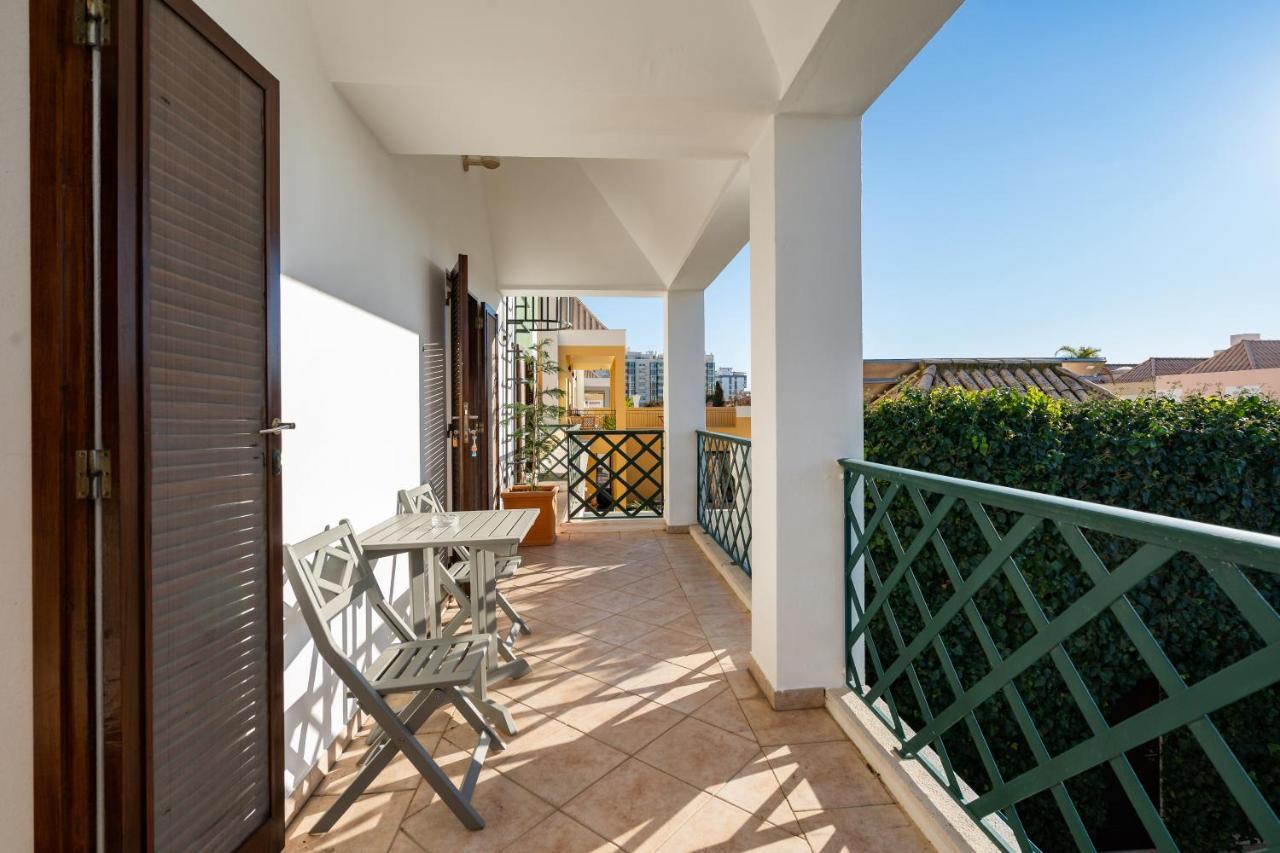 Holiday Villa In Elite Residential Area Of 파로 외부 사진